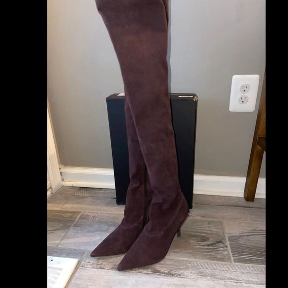 YEEZY THIGH HIGH BOOTS - Picture 9 of 12